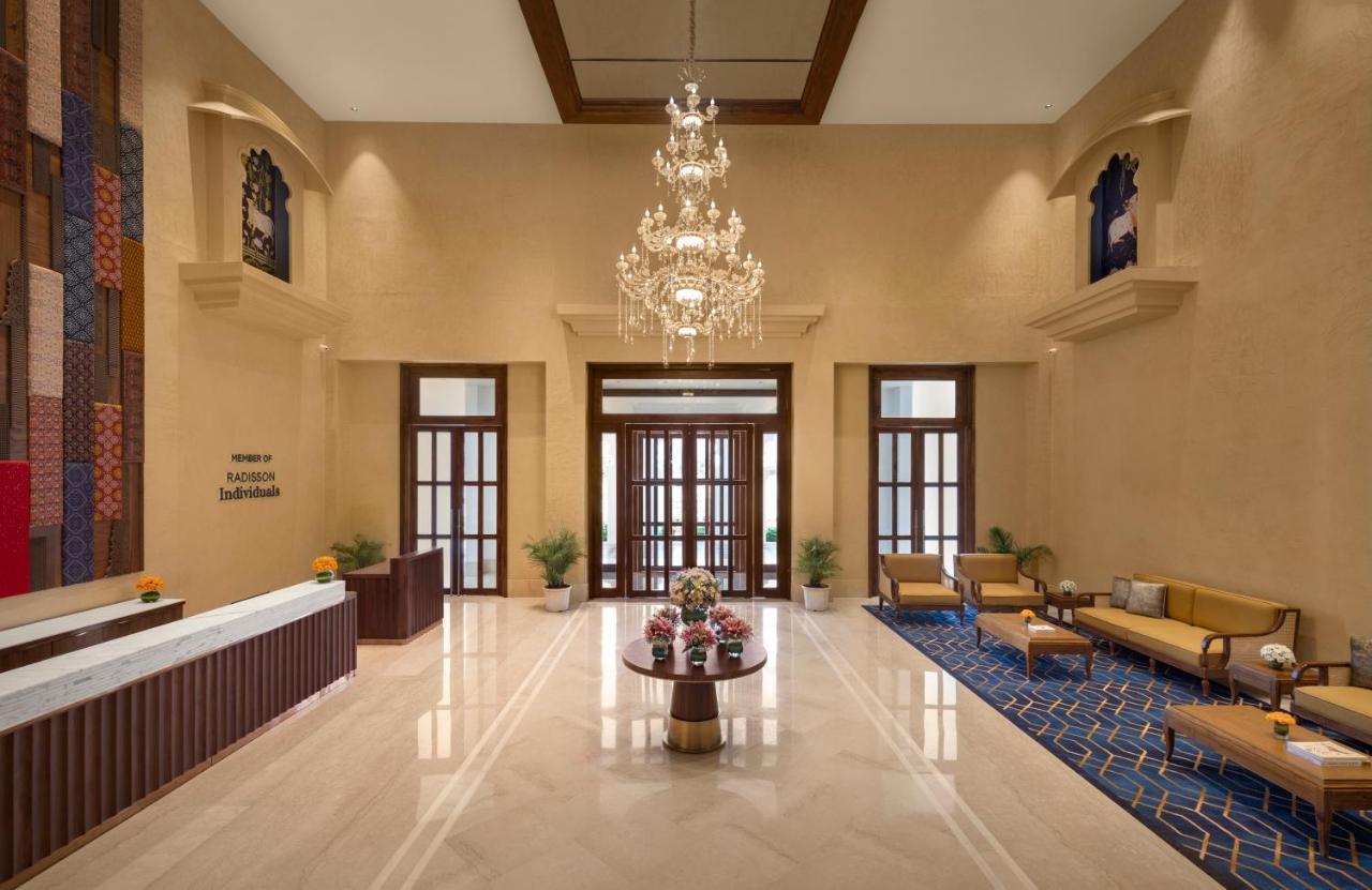 Uday Palace Navsari, A Member Of Radisson Individuals Esterno foto