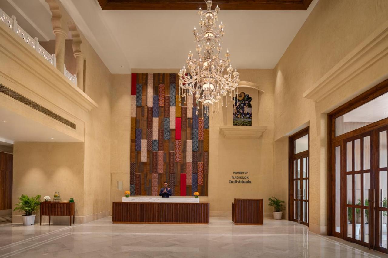 Uday Palace Navsari, A Member Of Radisson Individuals Esterno foto
