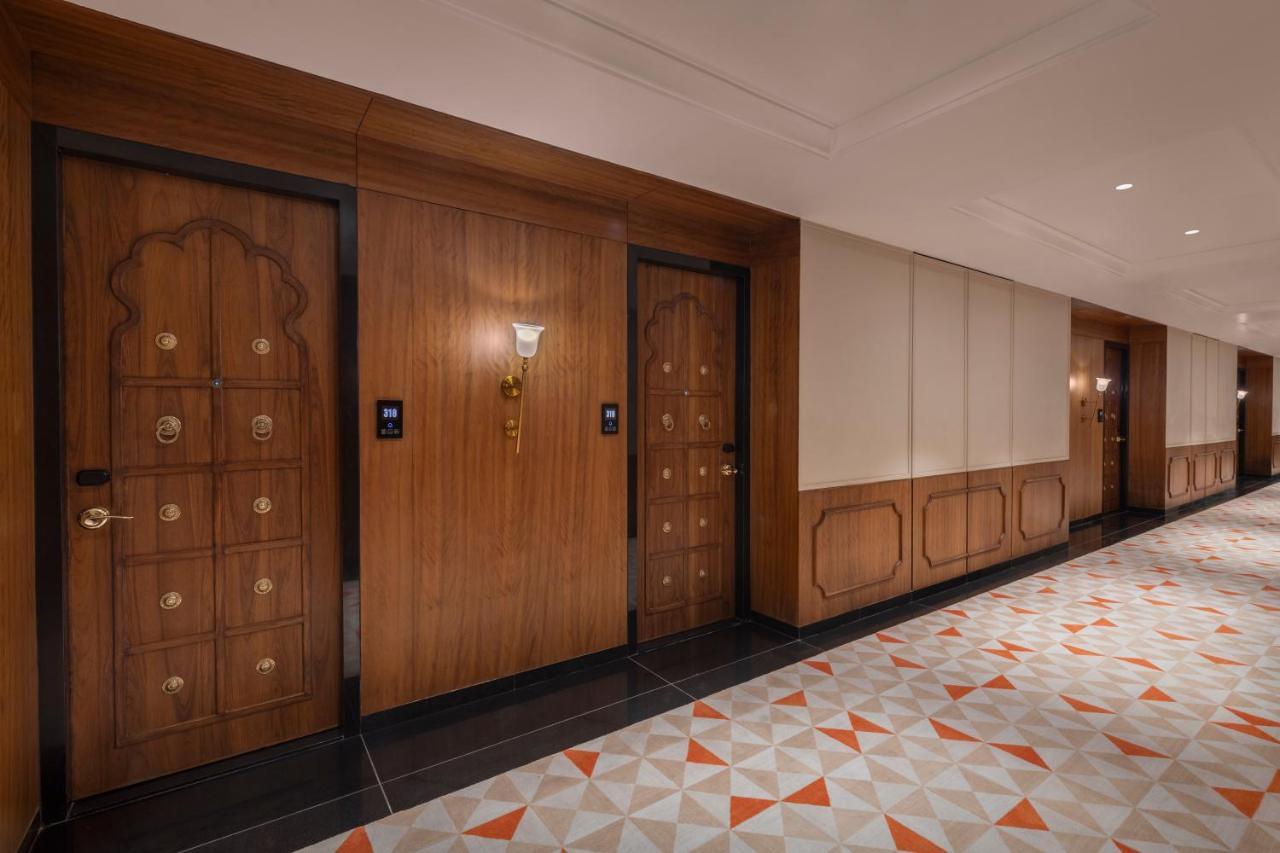 Uday Palace Navsari, A Member Of Radisson Individuals Esterno foto